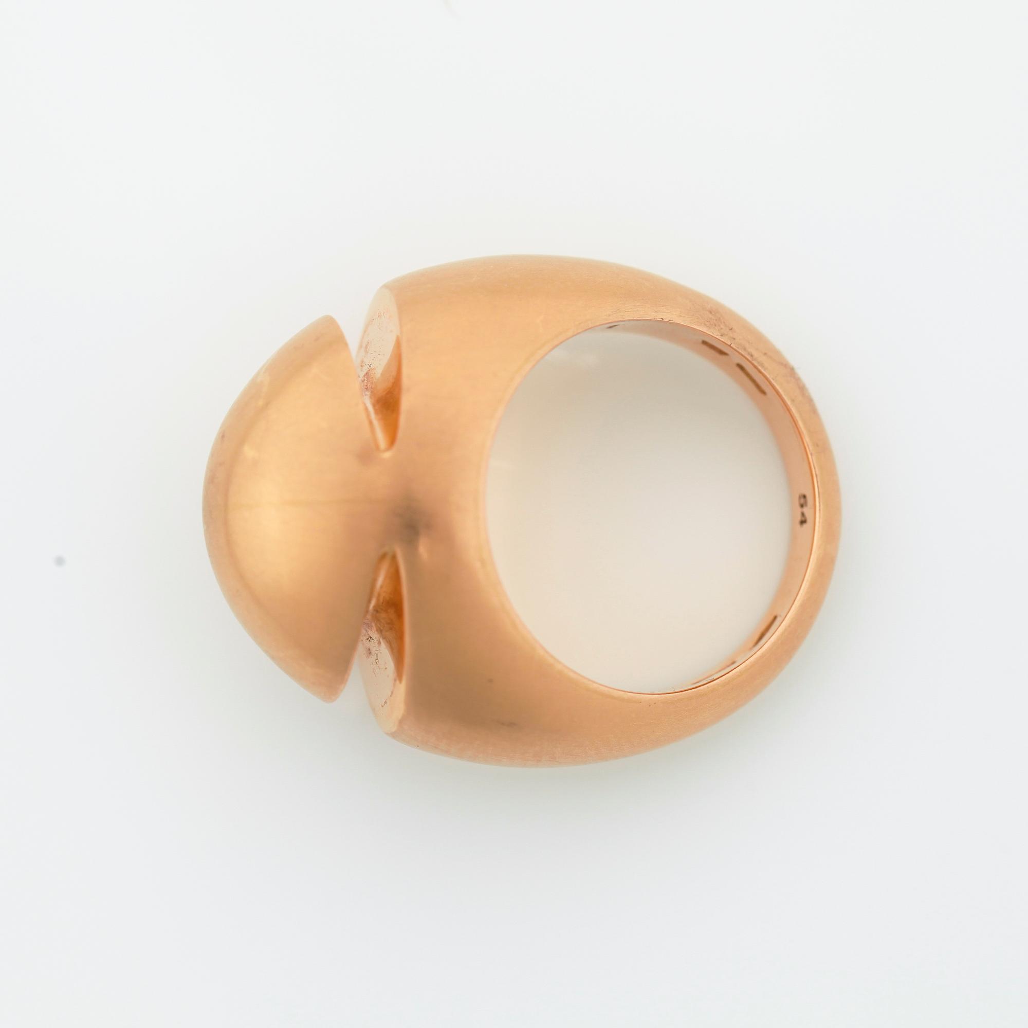 RING, Bvlgari "Cabochon". 18K guld.