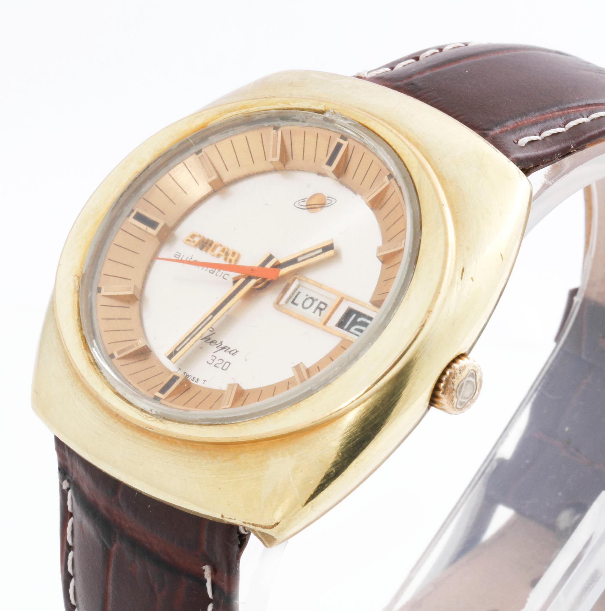 ENICAR Sherpa 320 wristwatch 40 x 41 mm. Bukowskis