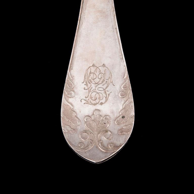 MATSKEDAR, 12 st, silver, Kuopio, Salo, 1882, 1893, 1906, 1915. Vikt 528 g.