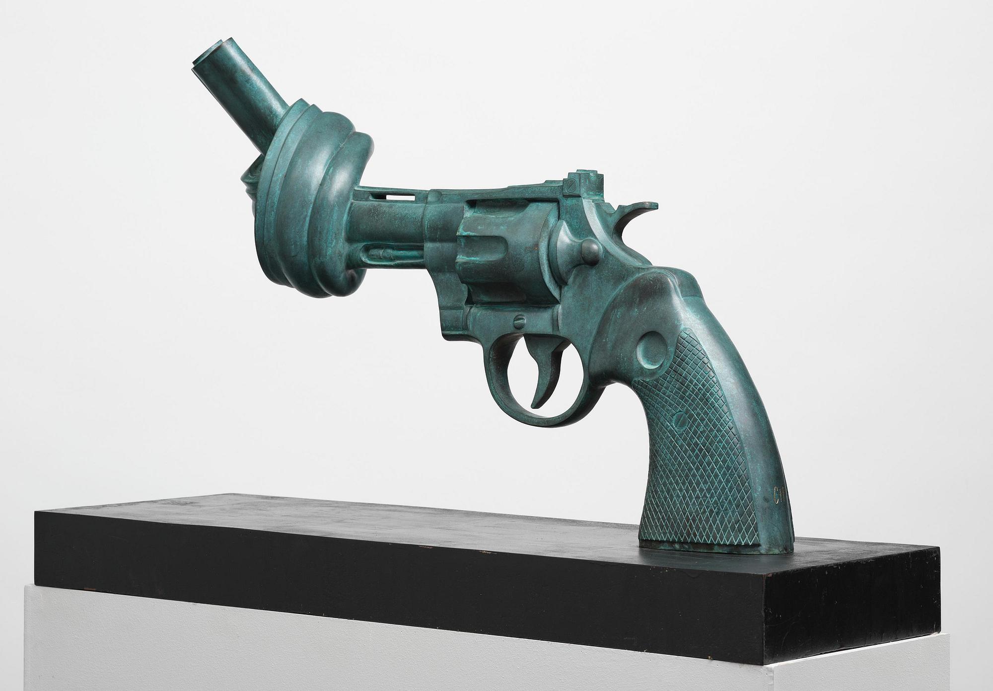 Carl Fredrik Reuterswärd, "Non Violence".