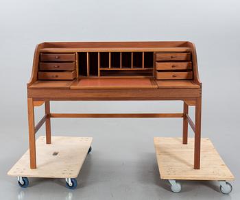A WRITING DESK BY ANDREAS HANSEN FOR  HADSTEN TRÄINDUSTRI DENMARK.