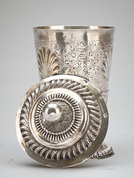 BÄGARE med lock, av Carl Wilhelm Hartman, Breslau 1710-1712.