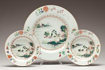 FAT samt TALLRIKAR, 2 st, kompaniporslin, Kina, Qianlong.