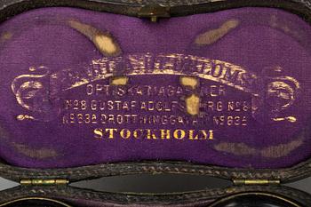 PARTI DIVERSE, 4 delar, bl a teaterkikare. 1800/1900-tal.