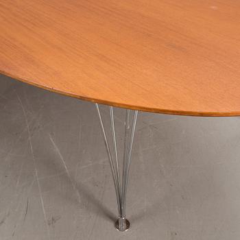 BORD, "Superelips", Bruno Mathsson International, Bruno Mathsson och Piet Hein för Fritz Hansen, 1900-talets andra hälft.