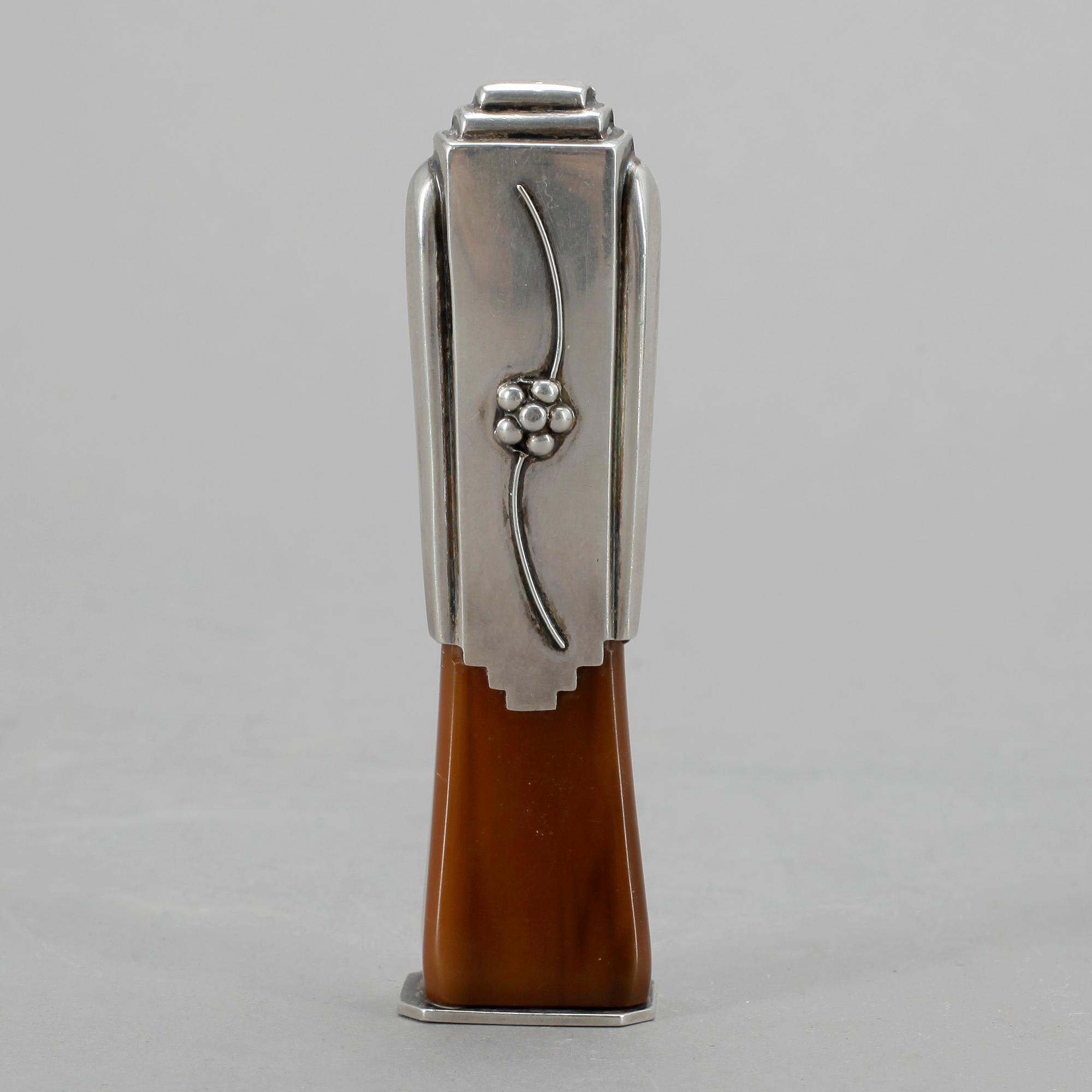 STÄMPELSIGILL, silver och konstmaterial, bär datering 1934.