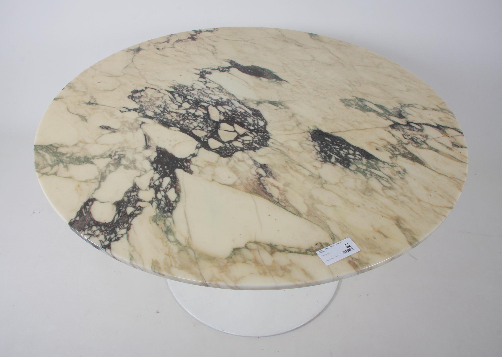 BORD, "Tulip"-liknande design.