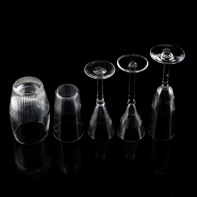 A 159 pcs 'Juno' glass service from Kosta.