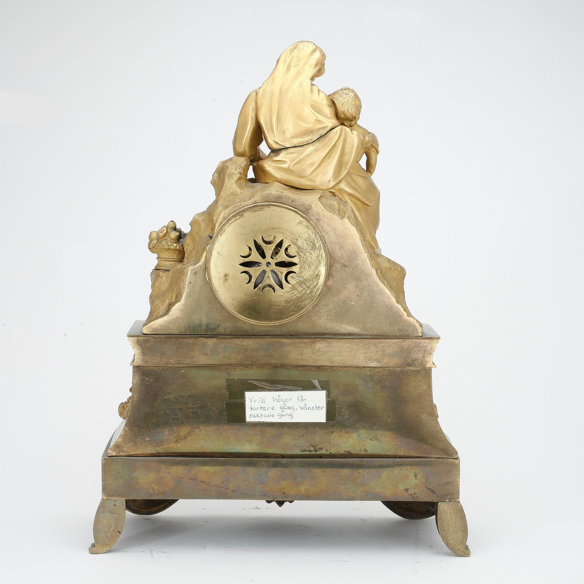 BORDSPENDYL, senempire/nyrokoko, omkring 1800-talets mitt.