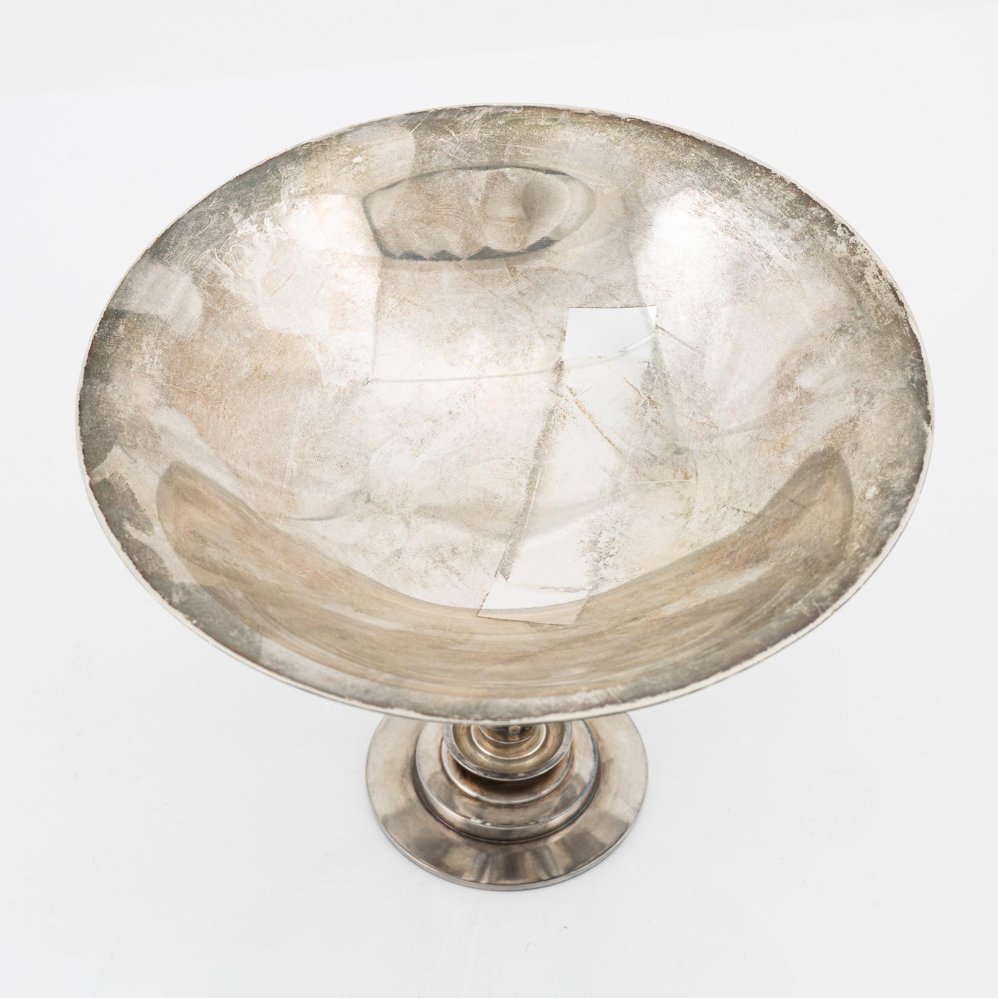 Harald Nielsen för Georg Jensen, skål på fot, sterlingsilver, Köpenhamn, design nr 688, 1933-1944.