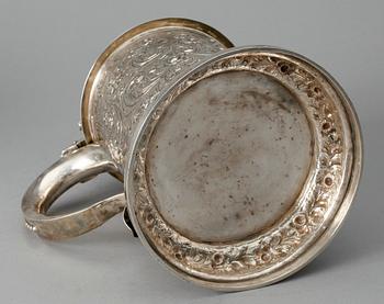 DRYCKESKANNA, silver, Rob, Garrard, London 1813. Vikt ca 1283 gram.