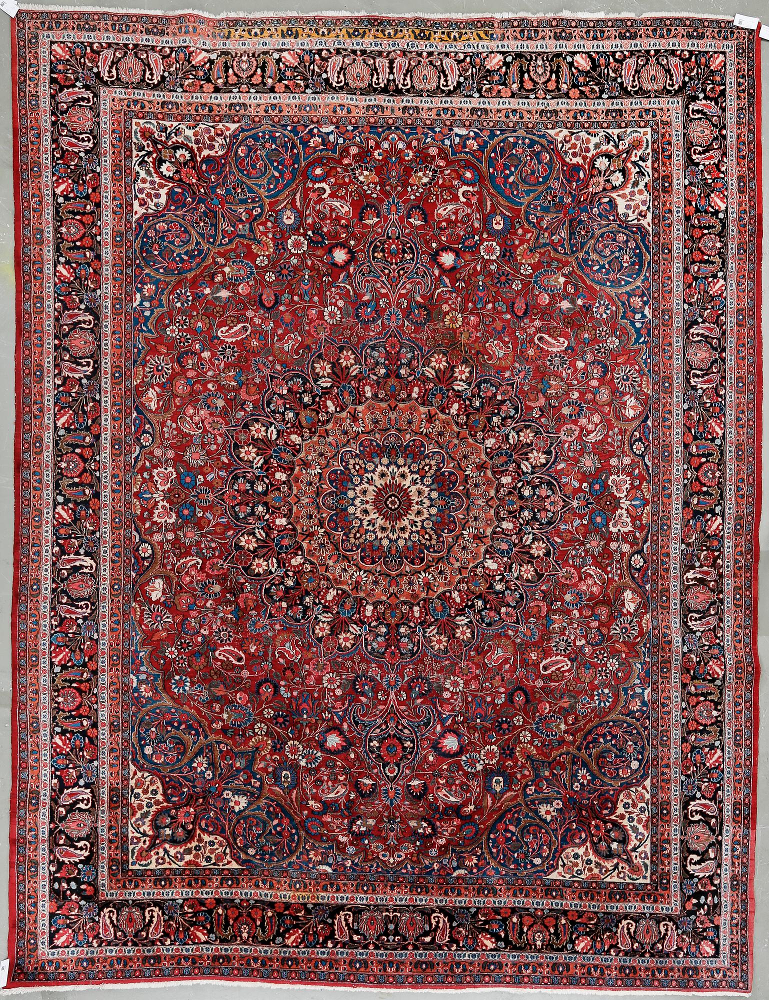 MATTA, old/semiantik Täbris. Ca 385x300 cm.