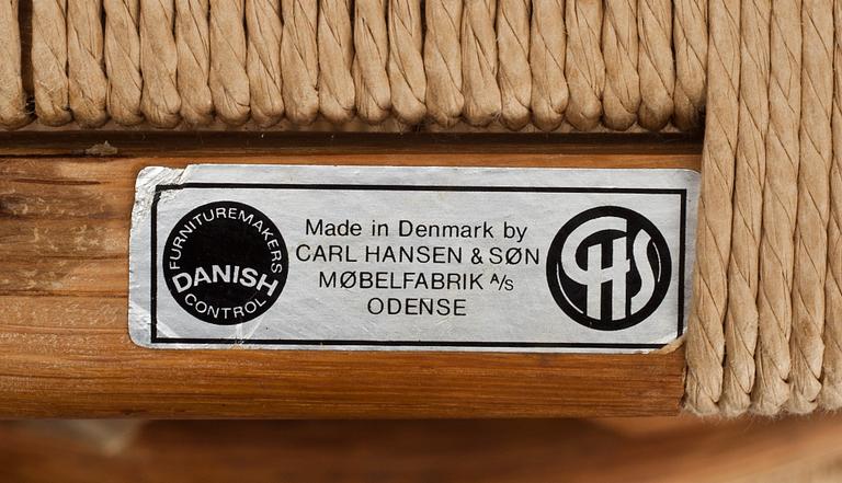 KARMSTOL. 4 st. "Y-stolen". Hans Wegner för Carl Hansen & son, Odense.