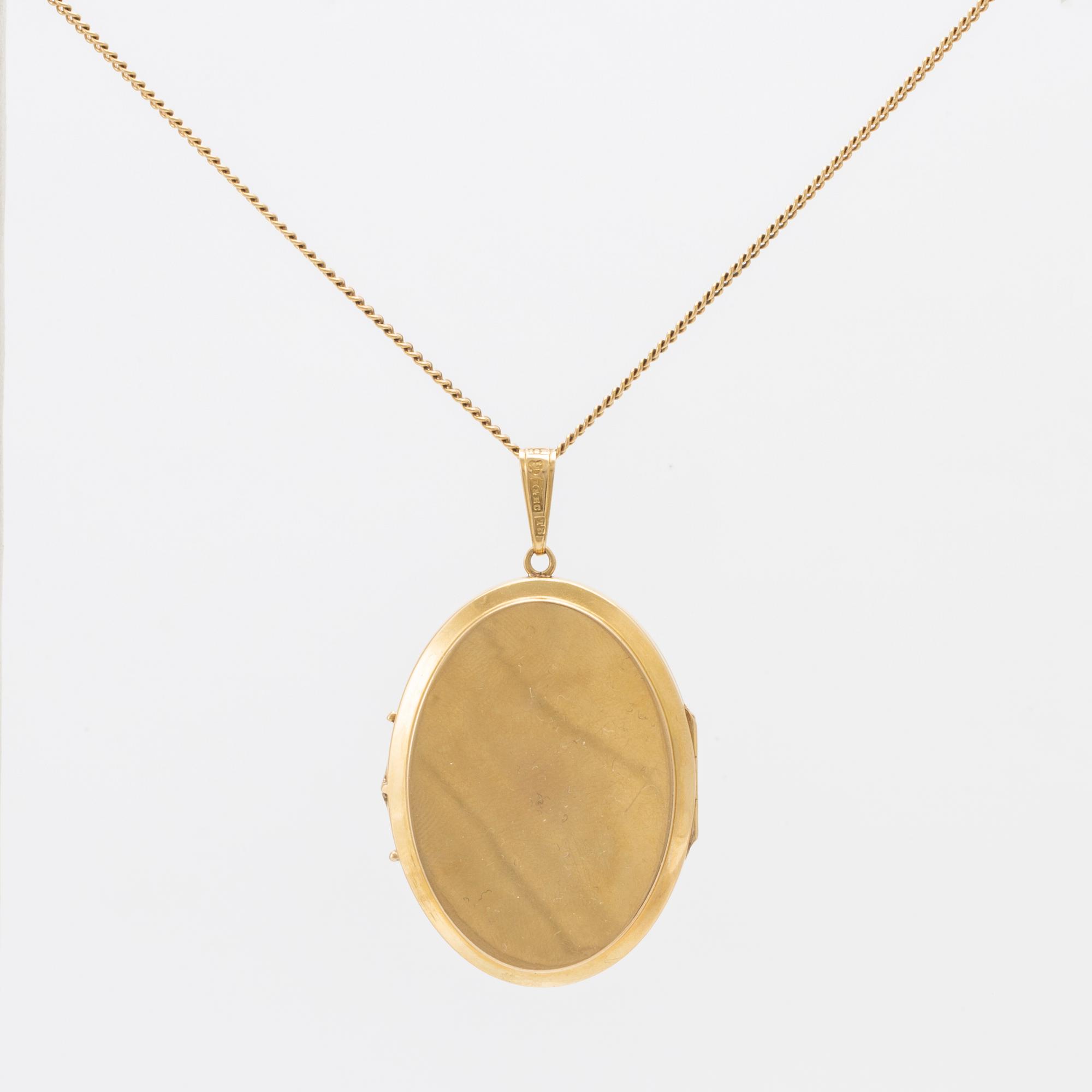 Berlock och kedja 18K guld K & E Carlson Göteborg 1945.