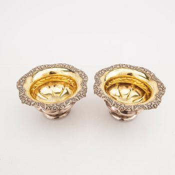 A Swedish 19th pair of sivler bowls mark of Adolf Zethelius Stockholm 1840 weight 528 grams.