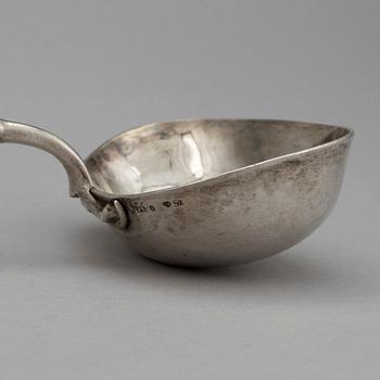 A silver soup ladle by Pehr Zethelius in Stockholm 1800.