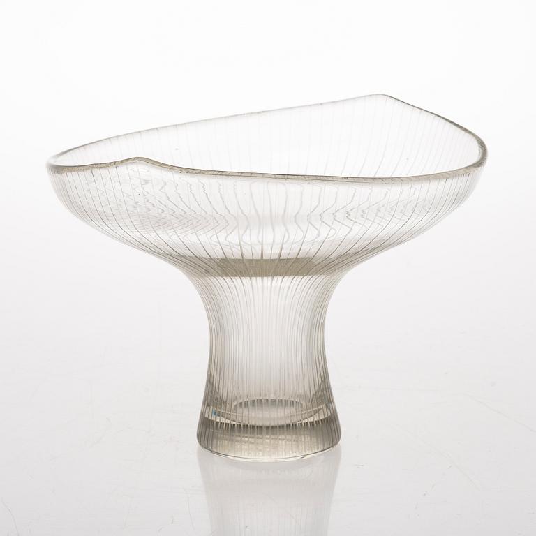 A TAPIO WIRKKALA GLASS VASE, signed Tapio Wirkkala Iittala -58.