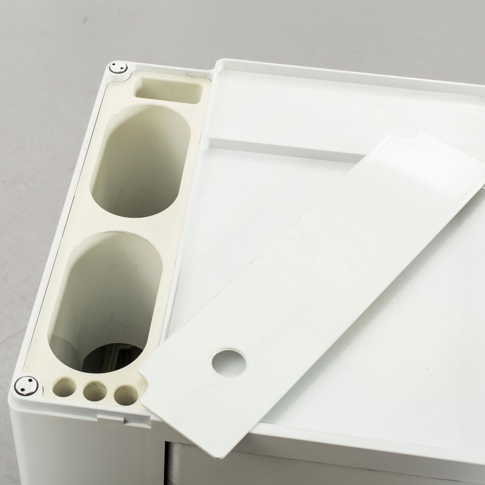 Boby 3 Portable Storage System by Joe Colombo. Bieffeplast, Padova, Italy, designed 1968.