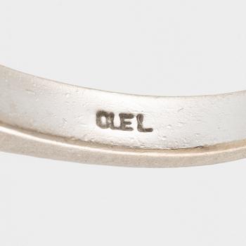 Ring 18K vitguld med runda briljantslipade diamanter.