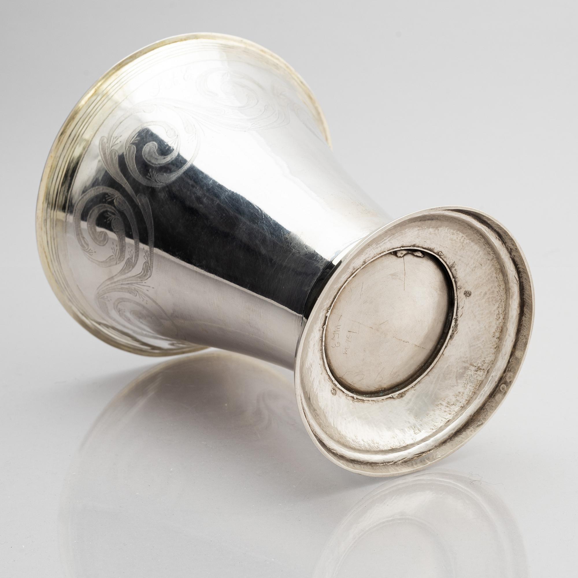 Johan Fredrik Masman, bägare, delvis förgyllt silver, Stockholm 1815. Empire.