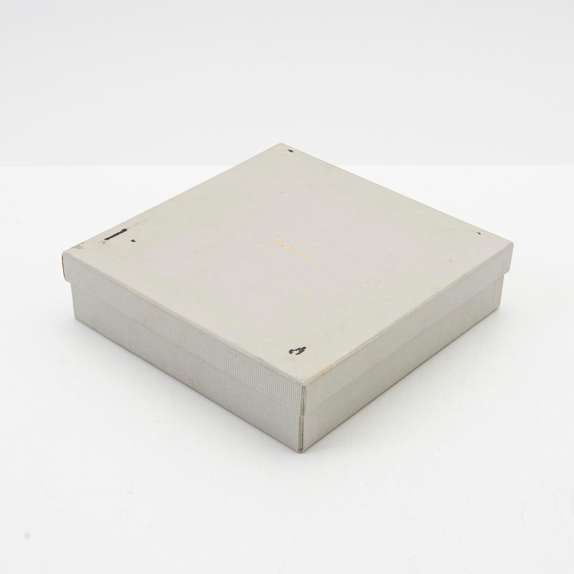 Elon Arenhill, collier, odlade pärlor och hänge i 18k guld med safir och diamant.