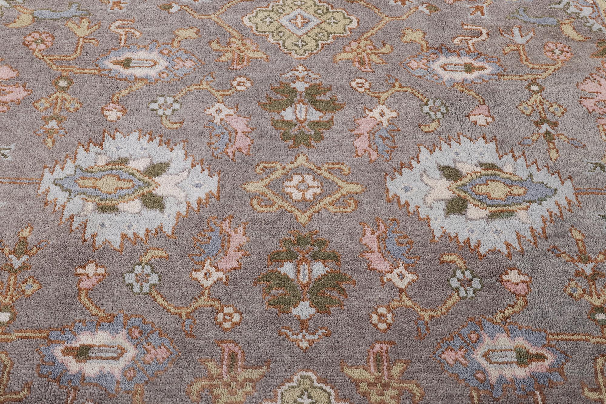 An oriental carpet of Safavid design, c. 310 x 250 cm.