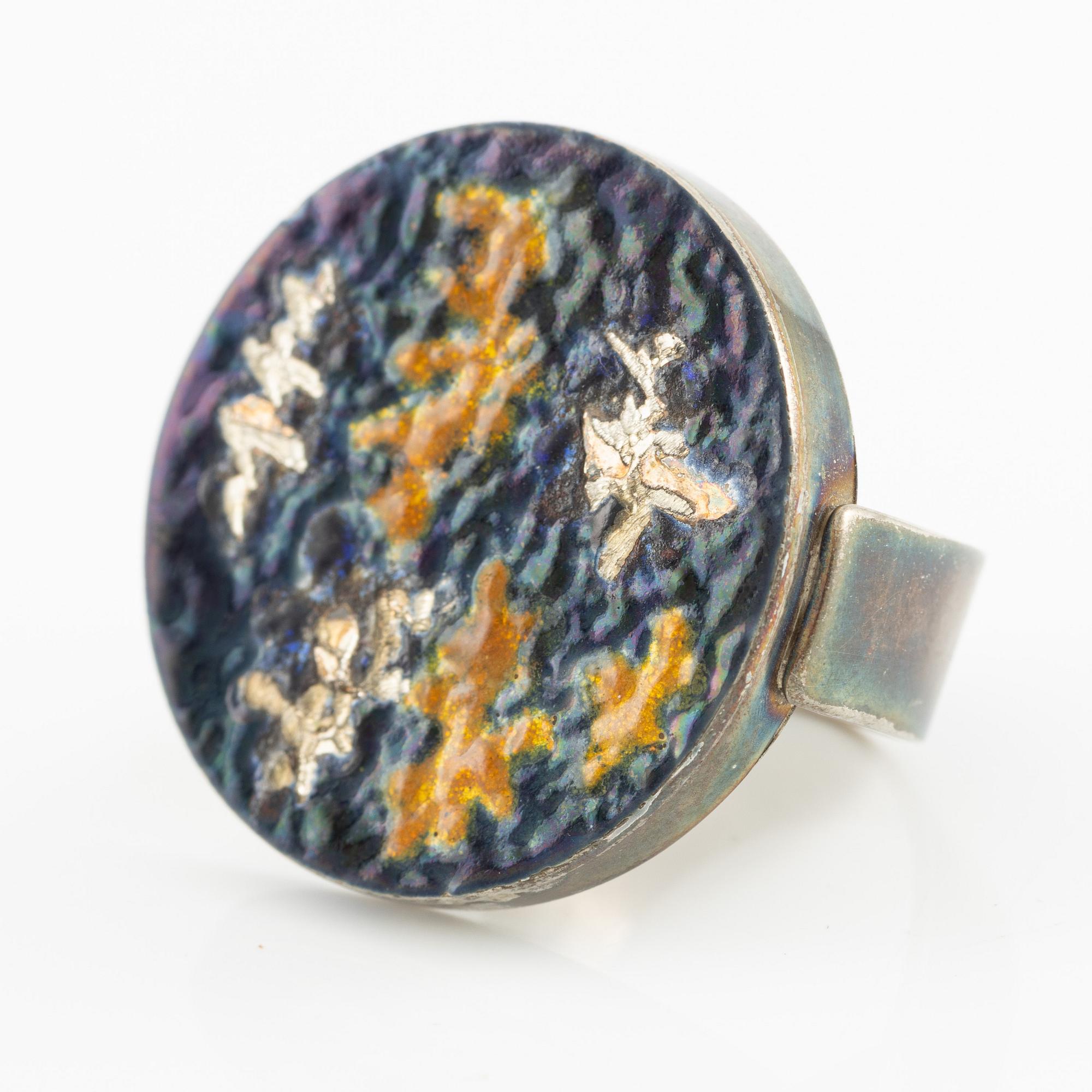 Jan-Christer Lundqvist, ring, silver with enamel, Skövde 1991.