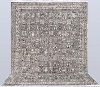 Matta, silke Kashmir, ca 370 x 272 cm.