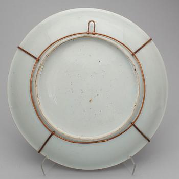 SKÅLFAT, porslin, Kina, troligen 1800-tal.