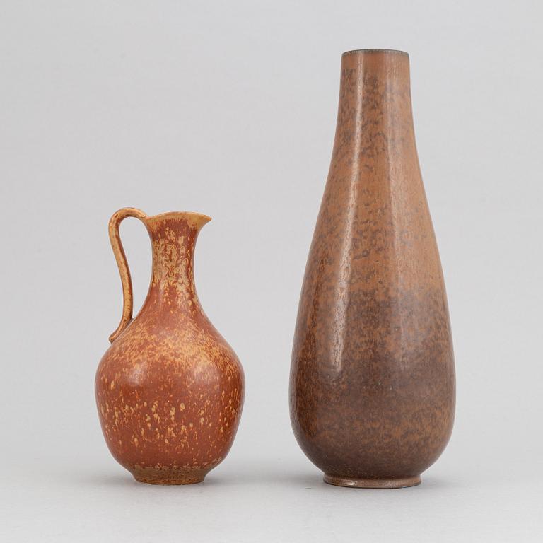 Gunnar Nylund, a set of two stoneware jugs, a bowl and a vase, Rörstrand, 1940's.