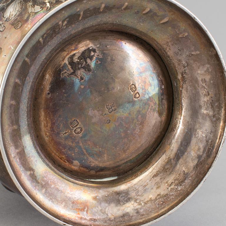 MUGG, silver, London 1855.