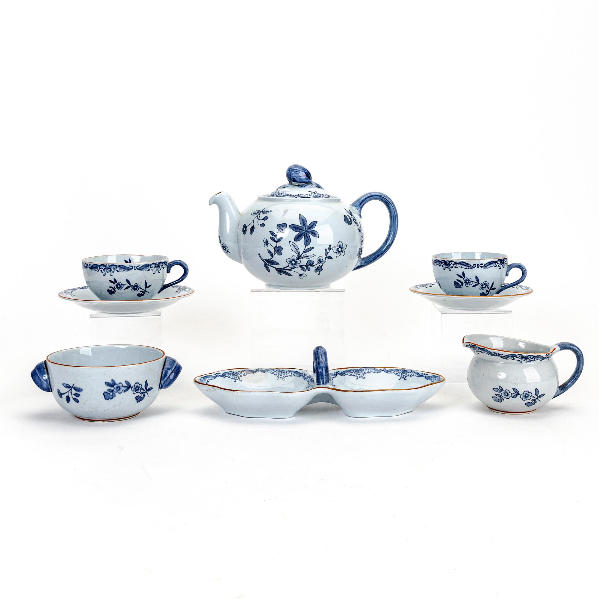 Service "Ostindia" 57 pcs Rörstrand flintware, second half of the 20th century.