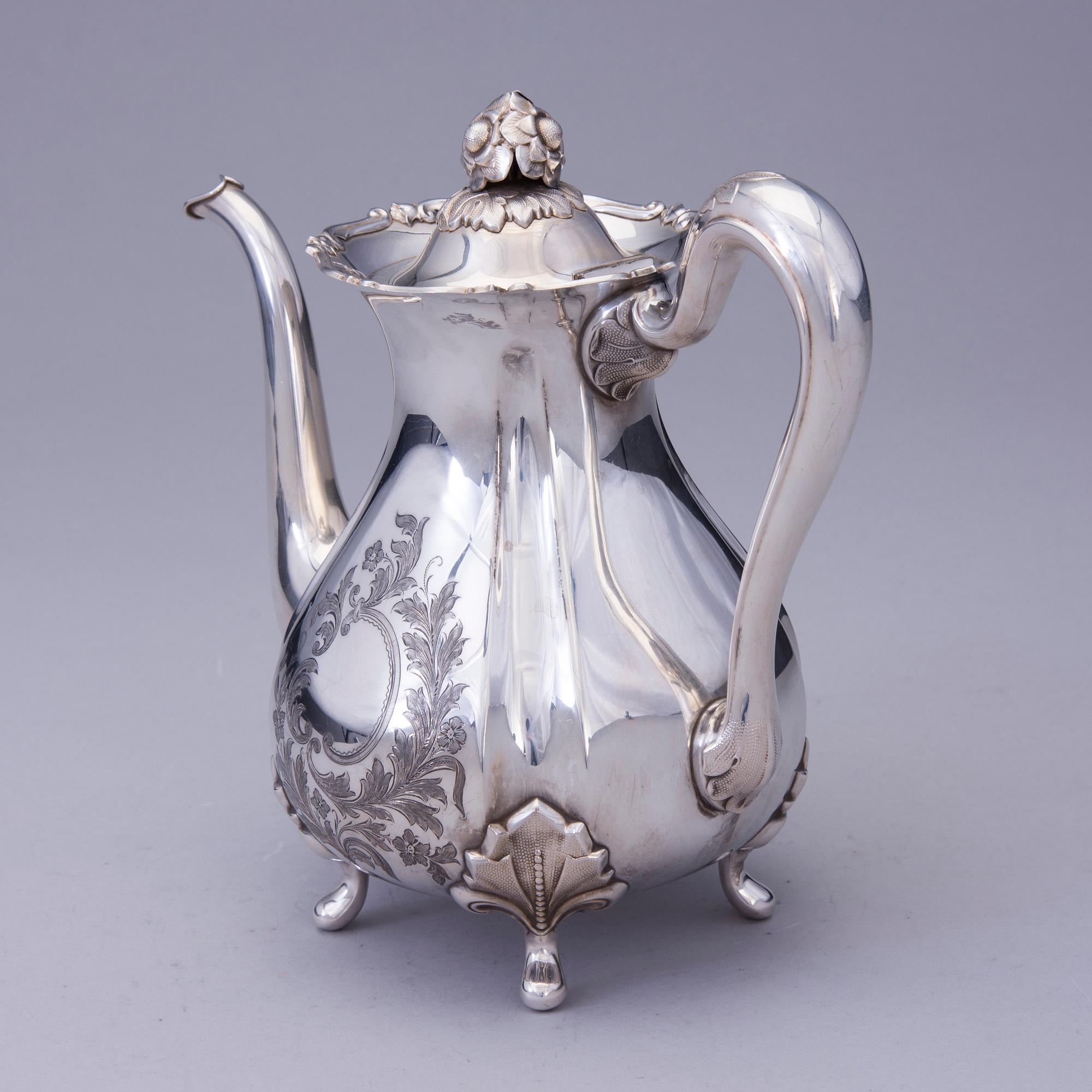 KAFFESERVIS, 3 delar, silver, Auran Kultaseppä, Åbo 1968-70. Vikt tot. 1367 g.