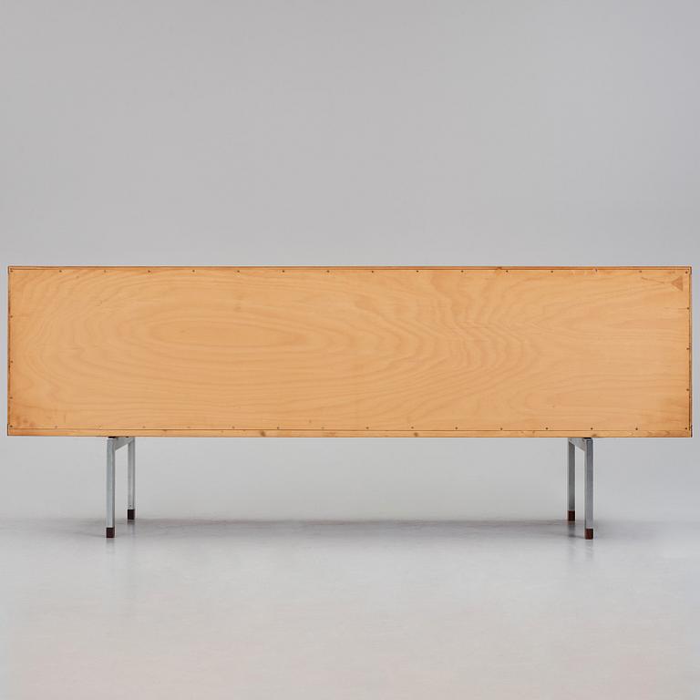 Hans J. Wegner, sideboard "President", modell RY-25, Ry Møbler, Danmark 1960-tal.