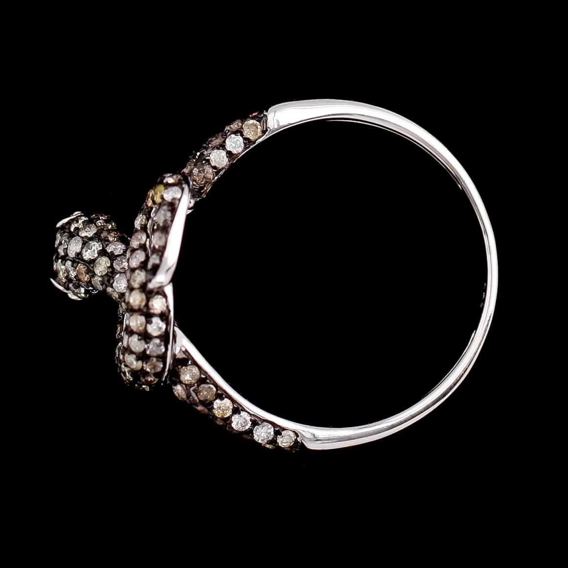 RING, 18 k guld, diamanter tot ca 0.68 ct, rubiner.