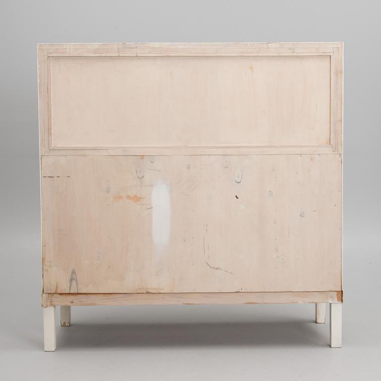 HAMMASLÄÄKÄRIN KAAPPI, Hammasväline Oy, 1940-luku.