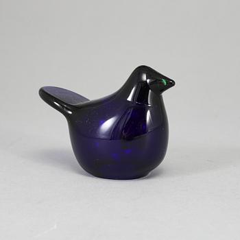 OIVA TOIKKA, a glass bird, Green Flycatcher 1972, signed O.Toikka, Nuutajärvi Notsjö.