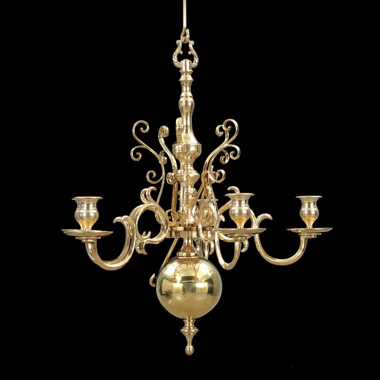 LJUSKRONA, Skultuna Mässingsbruk, 1900-tal. Höjd: 48 cm.