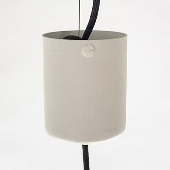 Poul Henningsen, taklampa, "Charlottenborg PH 6 ½-6", Louis Poulsen, Danmark.