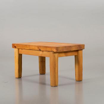 COFFE TABLE, A pine sofa table.