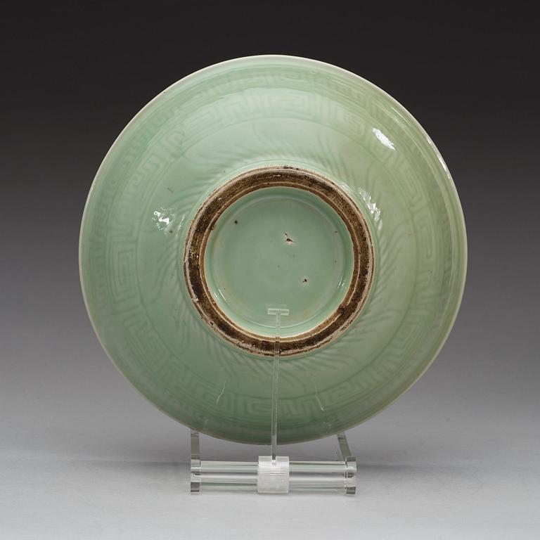 A celadon bowl, Qing dynasty 18th century.