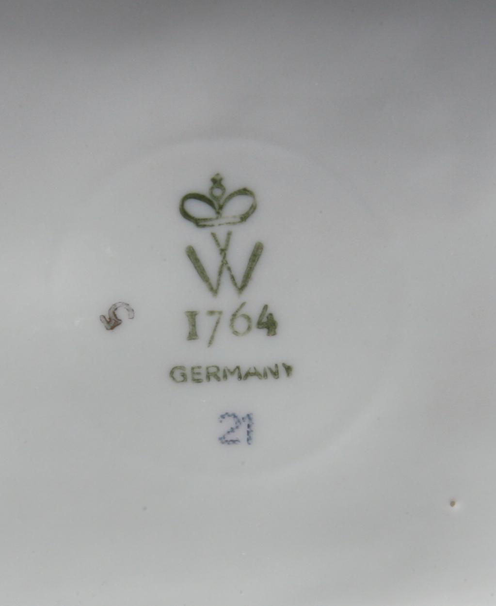 FIGURINER, 2 st, porslin, 1900-tal.