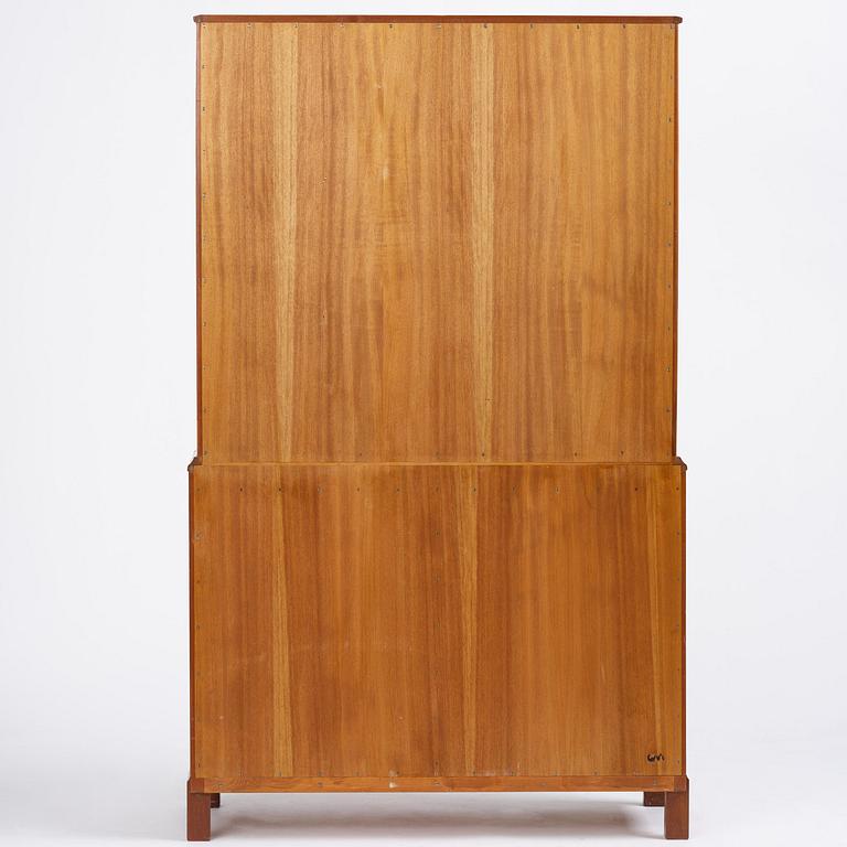 Carl Malmsten, an "Enstycksskåp" display cabinet, 1950s.