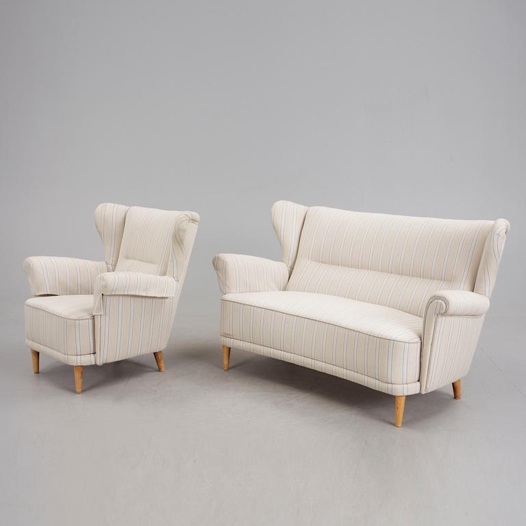 SOFFA OCH FÅTÖLJ, 1940-tal.