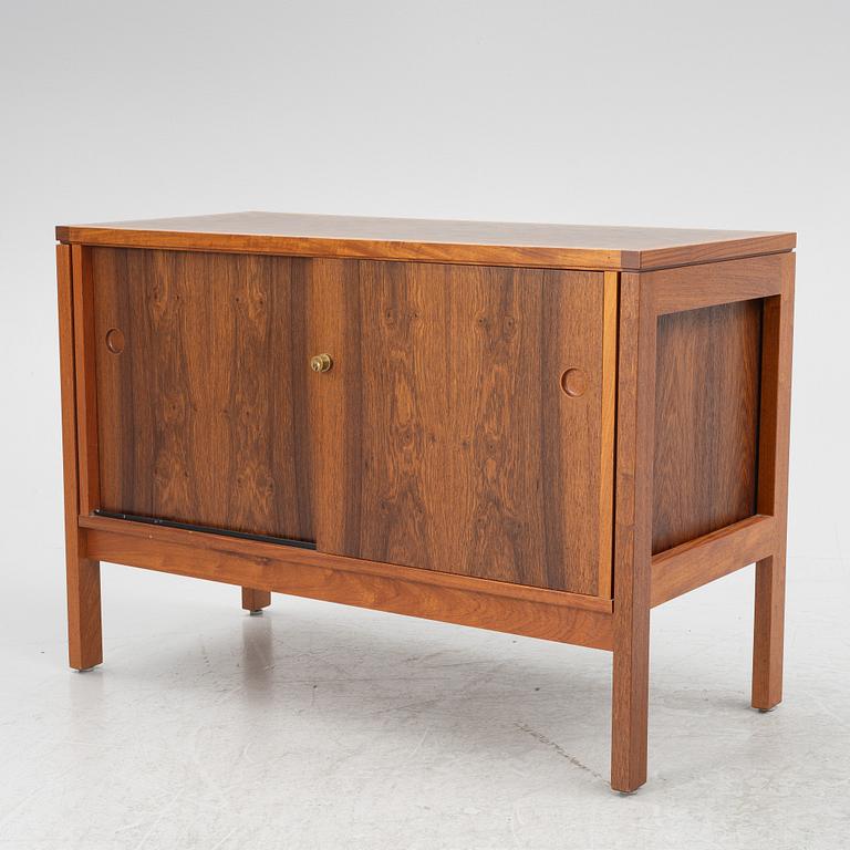Gorm Christensen & Rolf Middelboe, skrivbord med sideboard, Tranekaer, Danmark, 1960-tal.
