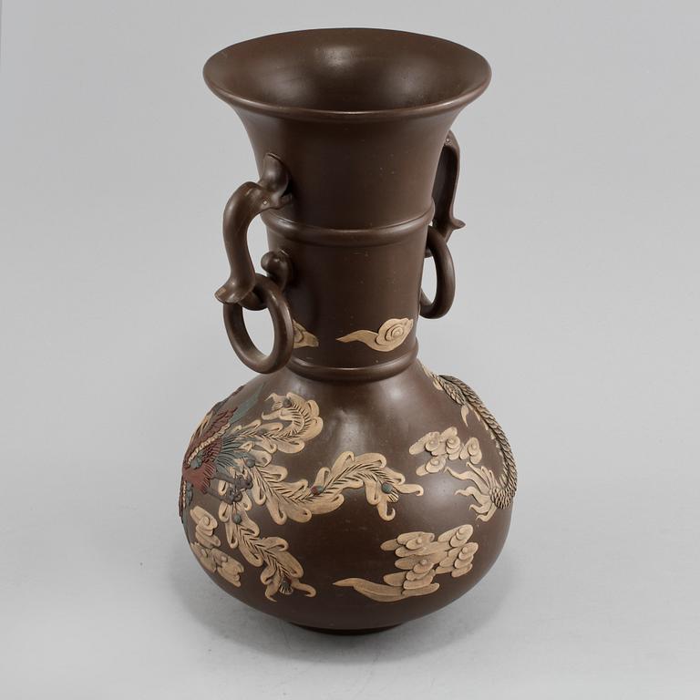 VAS, keramik, Kina, 1900/2000-tal.