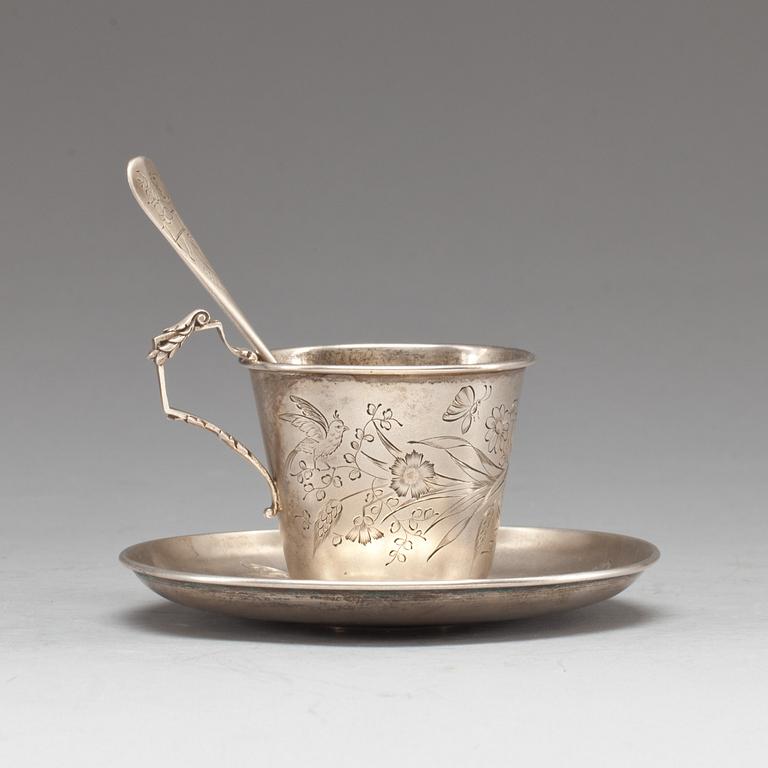 KOPP med FAT och SKED, silver, okänd mästare,  1880-1890, Ryssland. Vikt ca 182g.