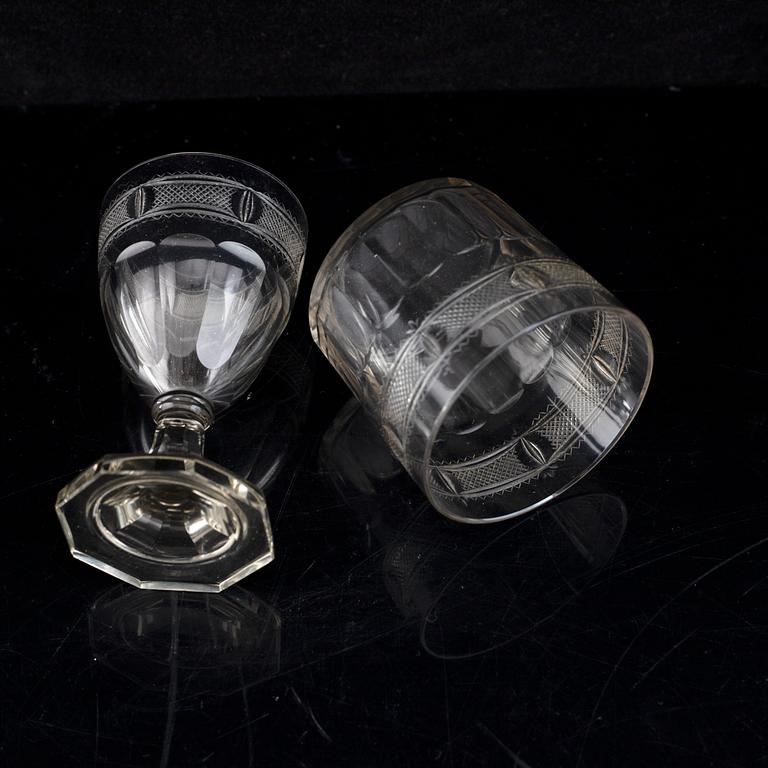 GERDA STRÖMBERG, a part 'Hörningsholm', glass service, Strömbergshyttan, first half of the 20th century (48 pieces).