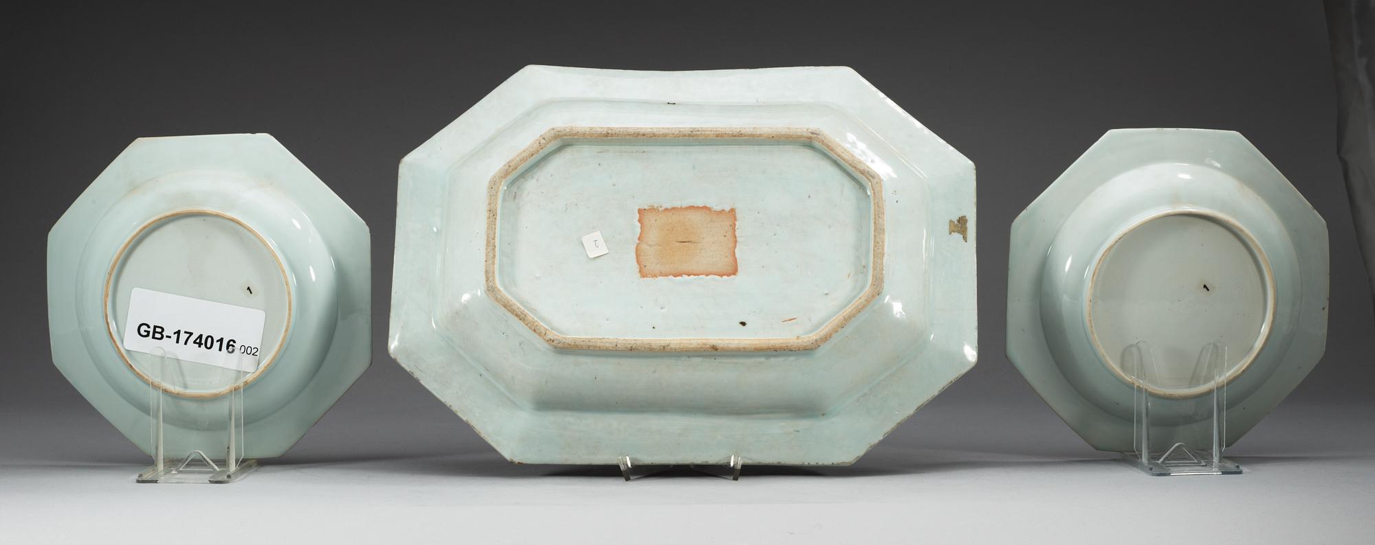 TALLRIKAR, sex stycken samt FAT, kompaniporslin. Qing dynstin, Qianlong (1736-95).