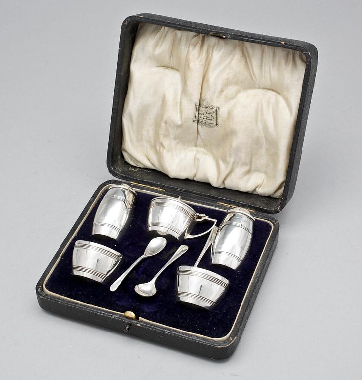 BORDSSET, 5 delar, silver, Birmigham, England, 1911-12. Ca 100 gr.